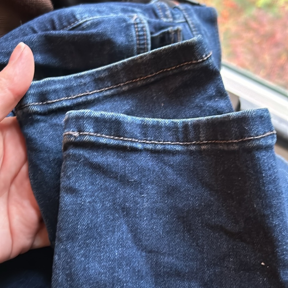 Dark Wash Joe's Jeans slim fit - Picture 10 of 10